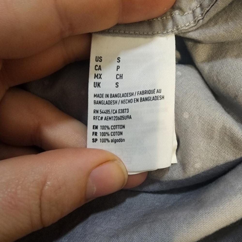 American‎ eagle button up - Picture 5 of 5